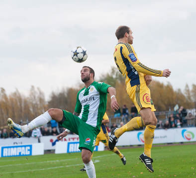 Hammarbys Andreas Haddad och Ängelholms  Mikael Dahlgren i