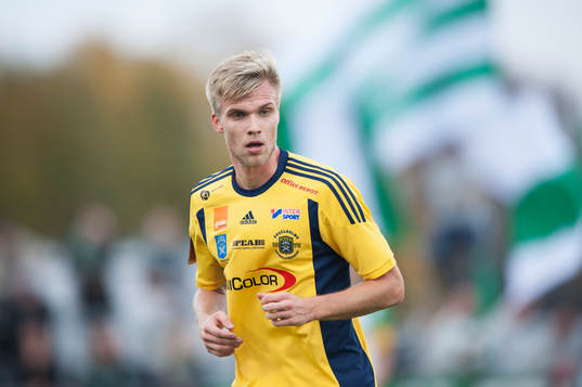 Ängelholms Robin Nilsson i matchen i Superettan mellan