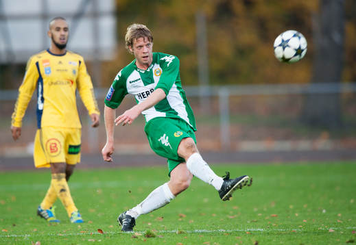 Hammarbys Mikael Rynell i matchen i Superettan mellan