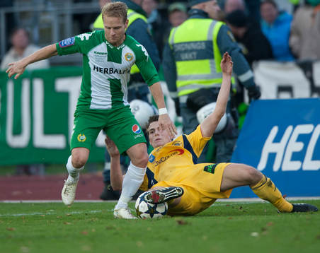 Hammarbys Erik Sundin i matchen i Superettan mellan