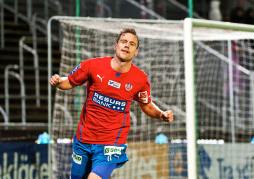 Helsingborgs Arnor Smarason jublar