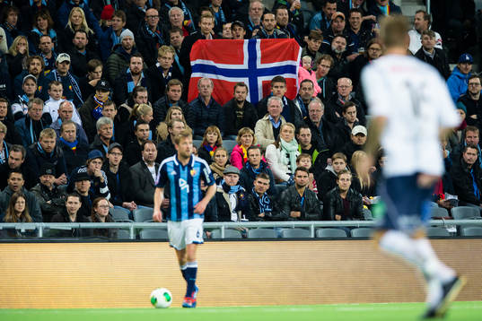 En norsk flagga i publiken