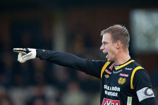 Mjällbys målvakt Mattias Asper  i