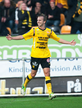 Mjällbys  Craig Henderson 1-0  i