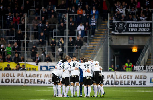 Örebro innan avspark  i Superettan mellan Örebro och GAIS