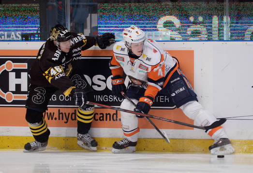 AIKs Teemu Ramstedt och Växjös Niclas Lundgren