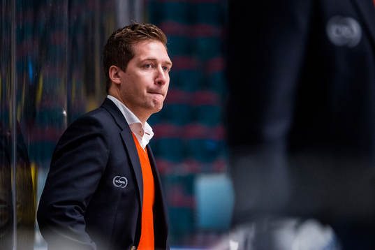 Växjös tränare Sam Hallam