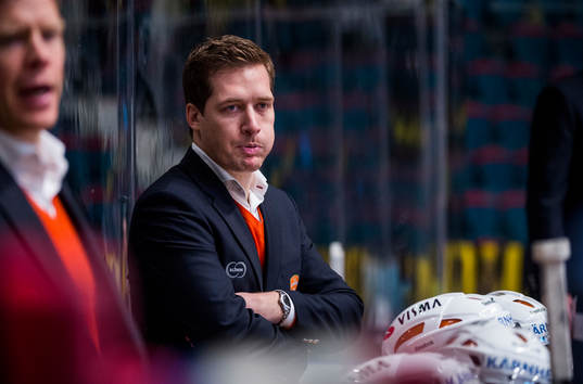 Växjös tränare Sam Hallam