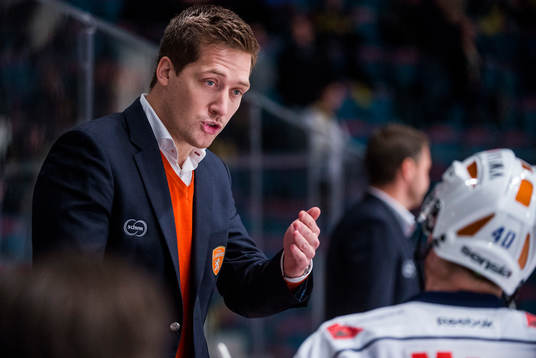 Växjös tränare Sam Hallam