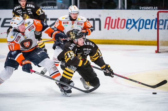 s Jonathan Andersson