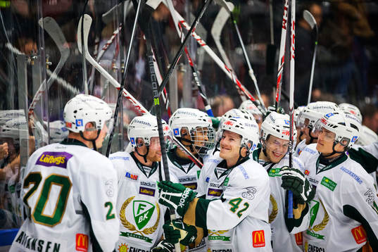 Färjestads Joakim Hillding sätter