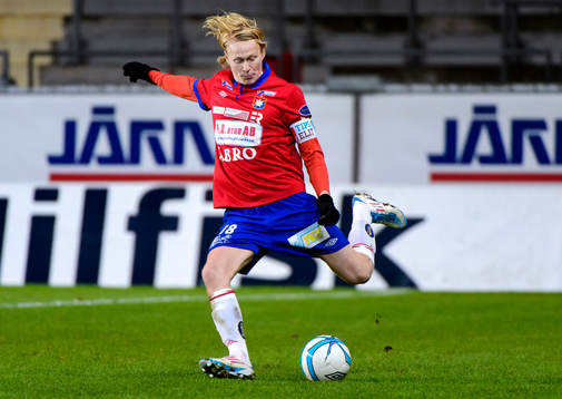 Örgrytes Jacob Ericsson laddar för skott