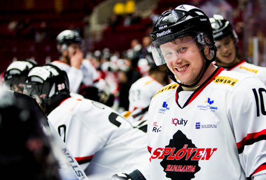Asplövens Oskar Nilsson är glad