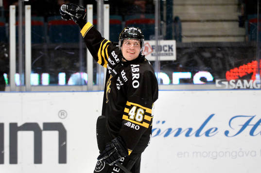s Teemu Ramstedt jublar
