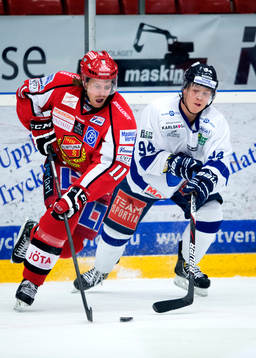 Almtunas Johan Berggren och Karlskogas Henrik Larsson