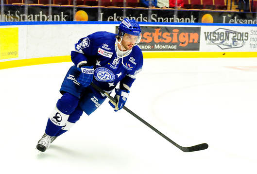 Leksands Matt Lashoff värmer upp