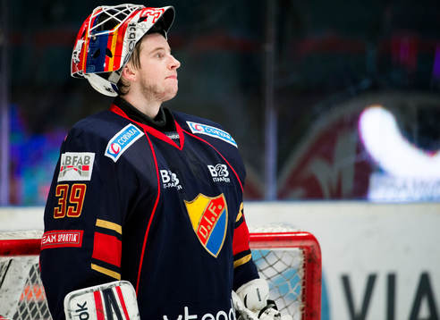 målvakt Adam Reideborn deppar