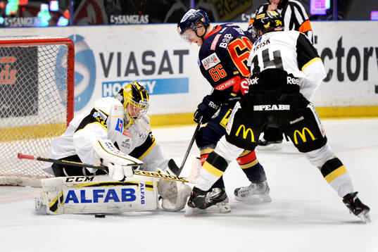 Västerås målvakt Jonas Fransson och och Djurgårdens
