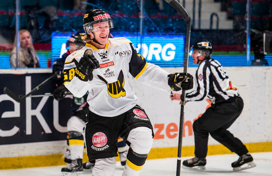 Västerås Jonas Emmerdahl jublar