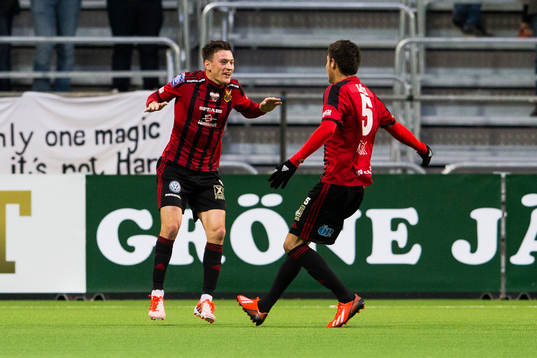 Östersunds Jamie Ryan Hopcutt jublar