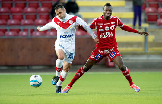 Levon Pachajyan, Assyriska och Amadaiya Rennie, Degerfors