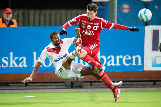 Alexander Andersson, Degerfors och Paul Ikechukwu Obiefule,