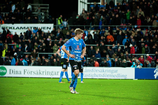 Halmstads Mikael Boman deppar