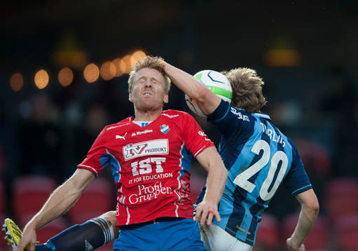 Hands eller?, Djurgårdens Simon Tibbling och Östers Josef