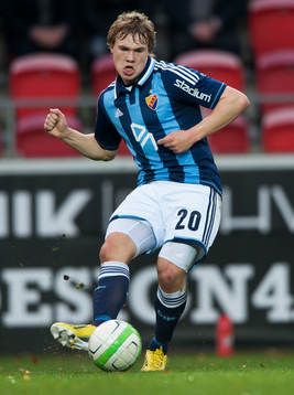 Djurgårdens Simon Tibbling i