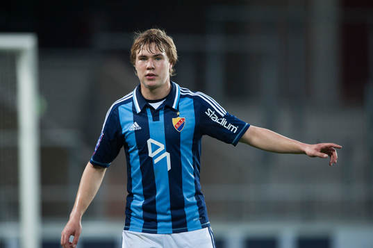 Djurgårdens Simon Tibbling  i