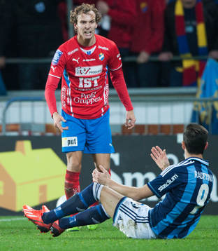 Östers Alexsander Henningsson ilsken på Djurgårdens