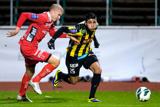 Elfsborgs Sebastian Holmèn jagar