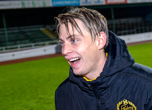 Elfsborgs Simon Hedlund ser glad ut