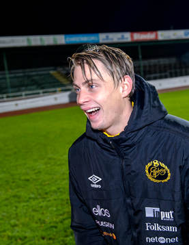 Elfsborgs Simon Hedlund ser glad ut