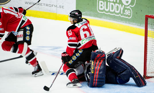 Malmö Redhawks Nicklas Jadeland har satt sig på