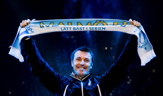 Simon Hollyhead, assisterande tränare, när Malmö FF och