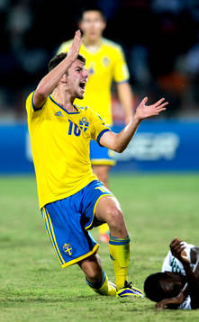 Sveriges Erdal Rakip dras ner och blir förbannad