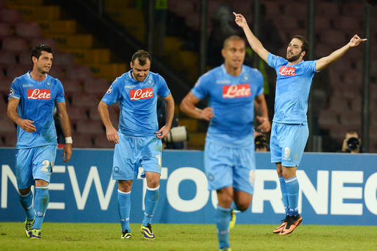 Esultanza dopo il gol di Gonzalo Higuain Napoli, Goal