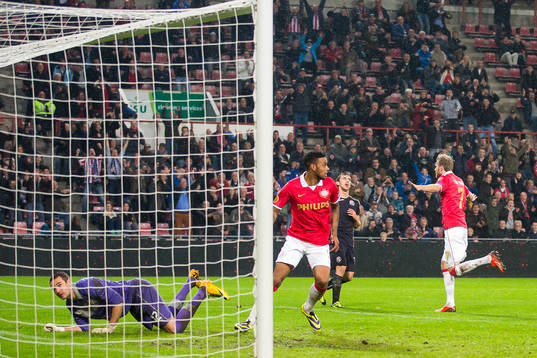 EINDHOVEN, PSV - Dinamo Zagreb, voetbal, Europa League
