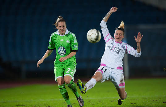 Malmös Anja Mittag och Wolfsburgs Verena Faisst i