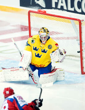 Rysslands Yegor Averin gör 3-0 målet bakom målvakt David