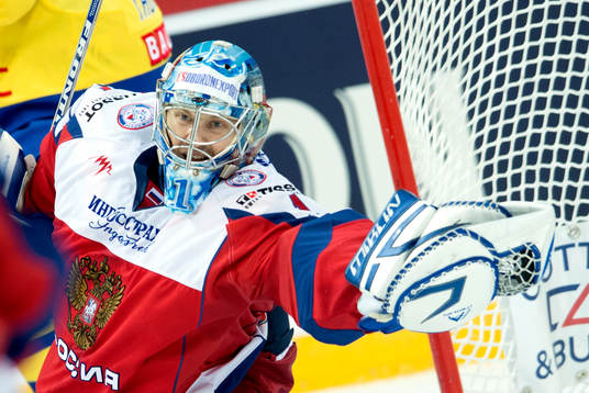 Rysslands målvakt Alexander Yeryomenko