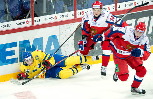 Sveriges John Klingberg och Rysslands Nikolai Prokhorkin