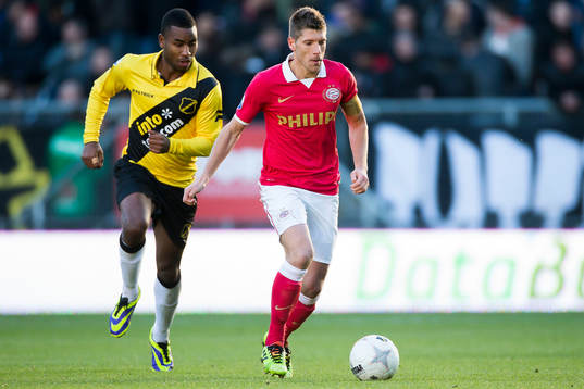 Fotboll, Holländska ligan, Breda - PSV Eindhoven