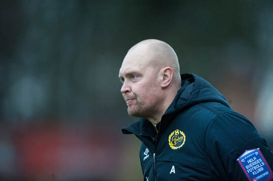 Elfsborgs tränare Klas Ingesson  i matchen i Svenska Cupen