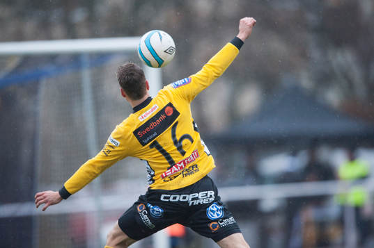 Elfsborgs Viktor Claessonn i matchen i Svenska Cupen mellan