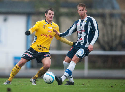 Elfsborgs Henning Hauger och Kristianstads Robin Kacaniklic