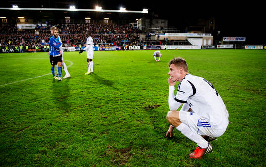 Sundsvalls Johan Eklund deppar fotbollsmatchen i  kvalet
