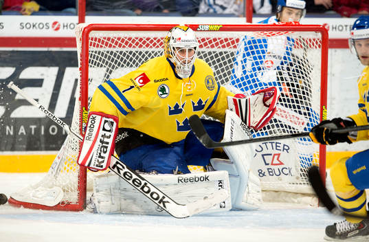 Sveriges målvakt Henrik Karlsson