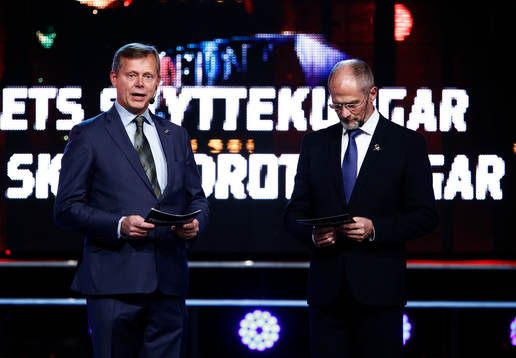 Preisutdelare Lars-Christer Olsson och Per Darnell Årets